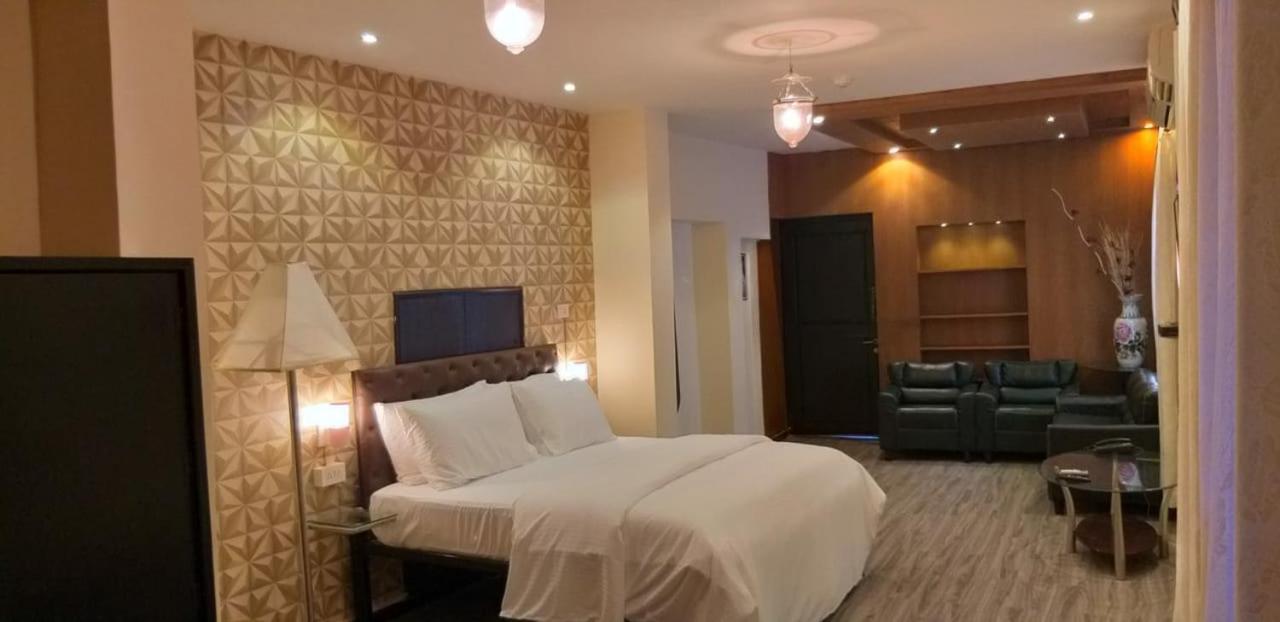Creek Hotel - Panaji Luaran gambar