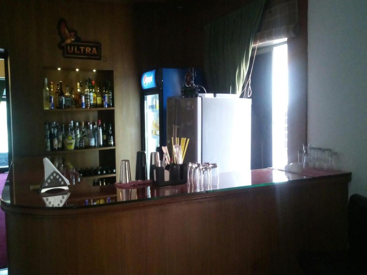 Creek Hotel - Panaji Luaran gambar